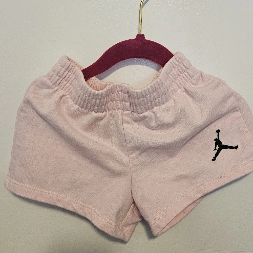 Pink Jordan Shorts 4t - Picture 2 of 2